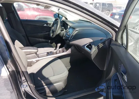 2017 Chevrolet Cruze Lt Auto z USA, uszkodzony, nr VIN 1G1BE5SM1H7192435